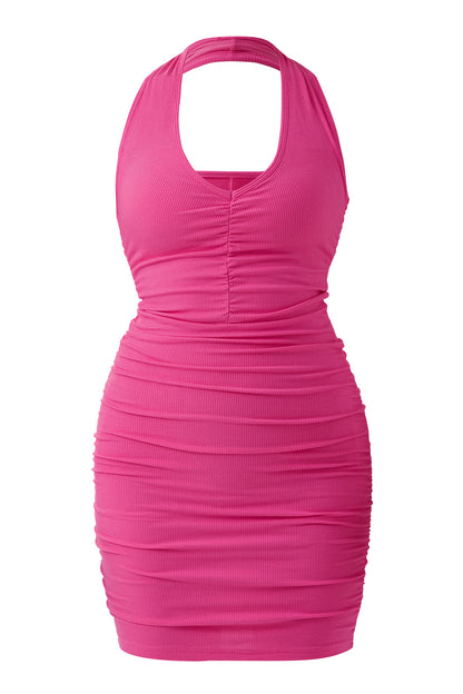 Minikjole med rynkedetaljer ved halsen og innebygd shapewear