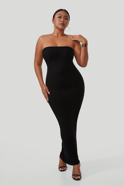 Stroppeløs maxikjole med innebygd shapewear