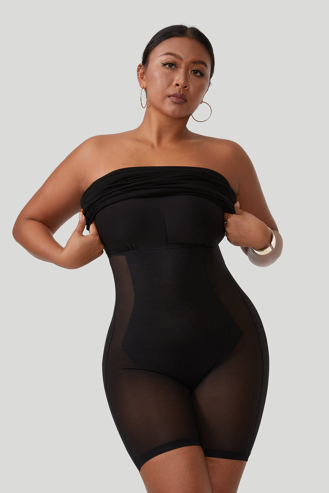 Stroppeløs maxikjole med innebygd shapewear