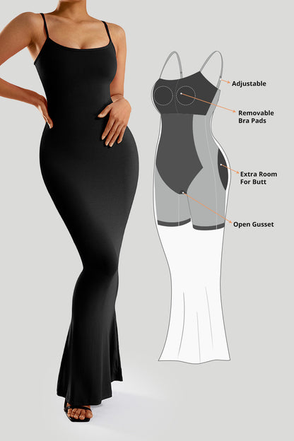 Kjole med spaghettistropper og innebygd shapewear
