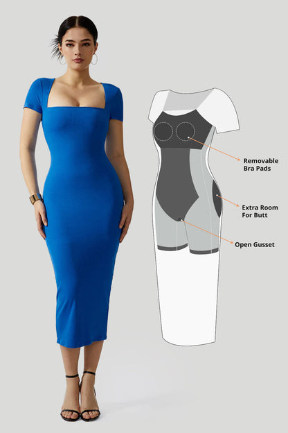 Kjole med Queen Anne-utringning og innebygd shapewear
