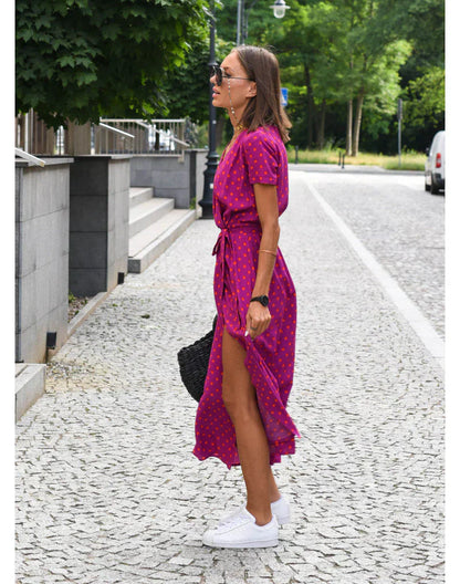 Sam Chic-kjole – Eleganse med V-hals