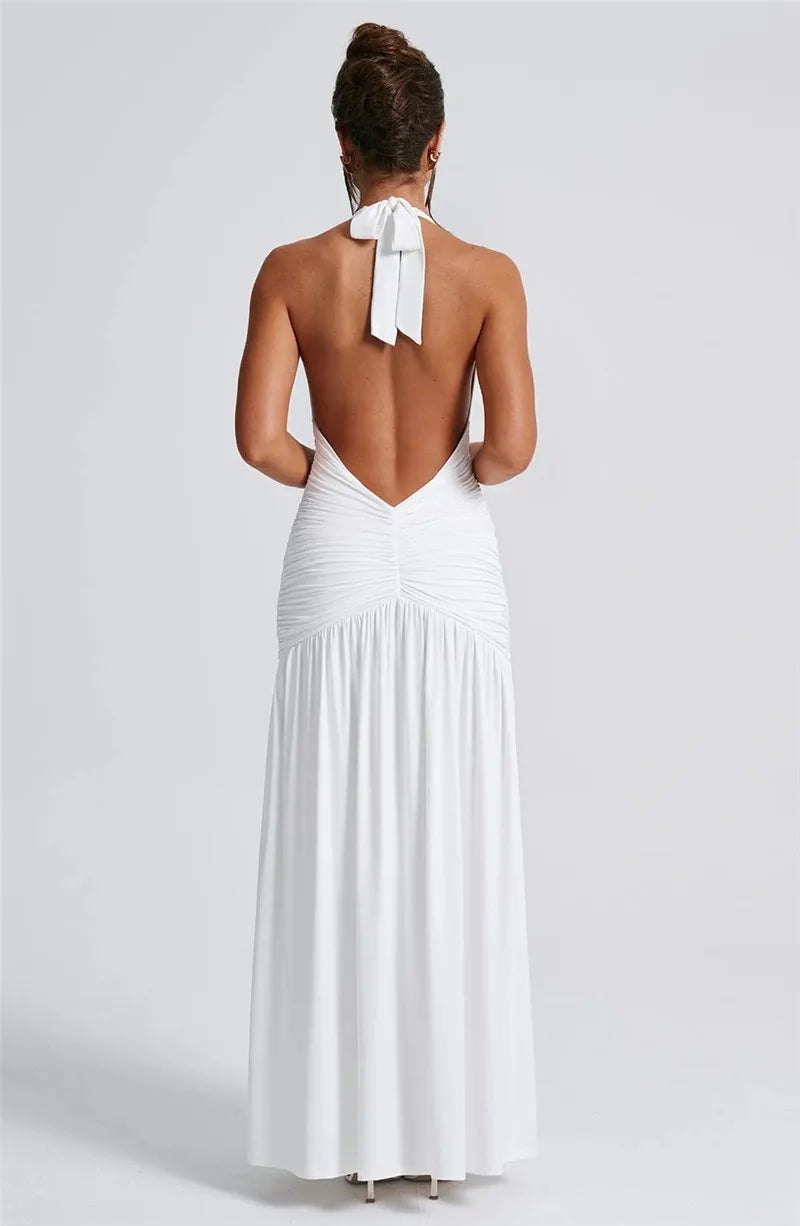 Elegant halterneck-maxikjole med dyp V-utringning