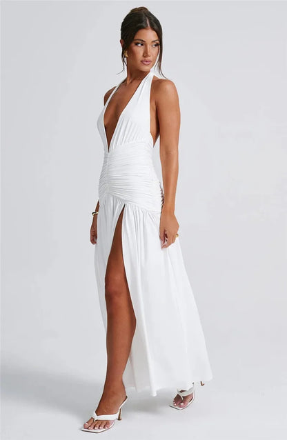 Elegant halterneck-maxikjole med dyp V-utringning