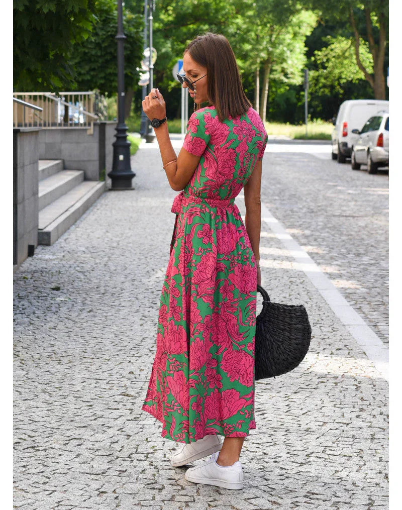 Sam Chic-kjole – Eleganse med V-hals