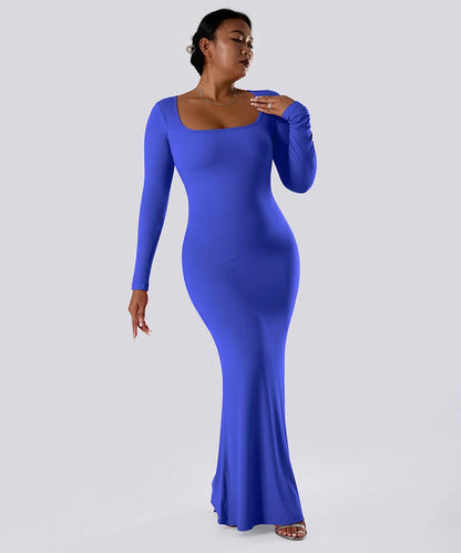 Ensfarget kjole med lange ermer og innebygd shapewear