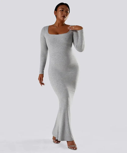 Ensfarget kjole med lange ermer og innebygd shapewear