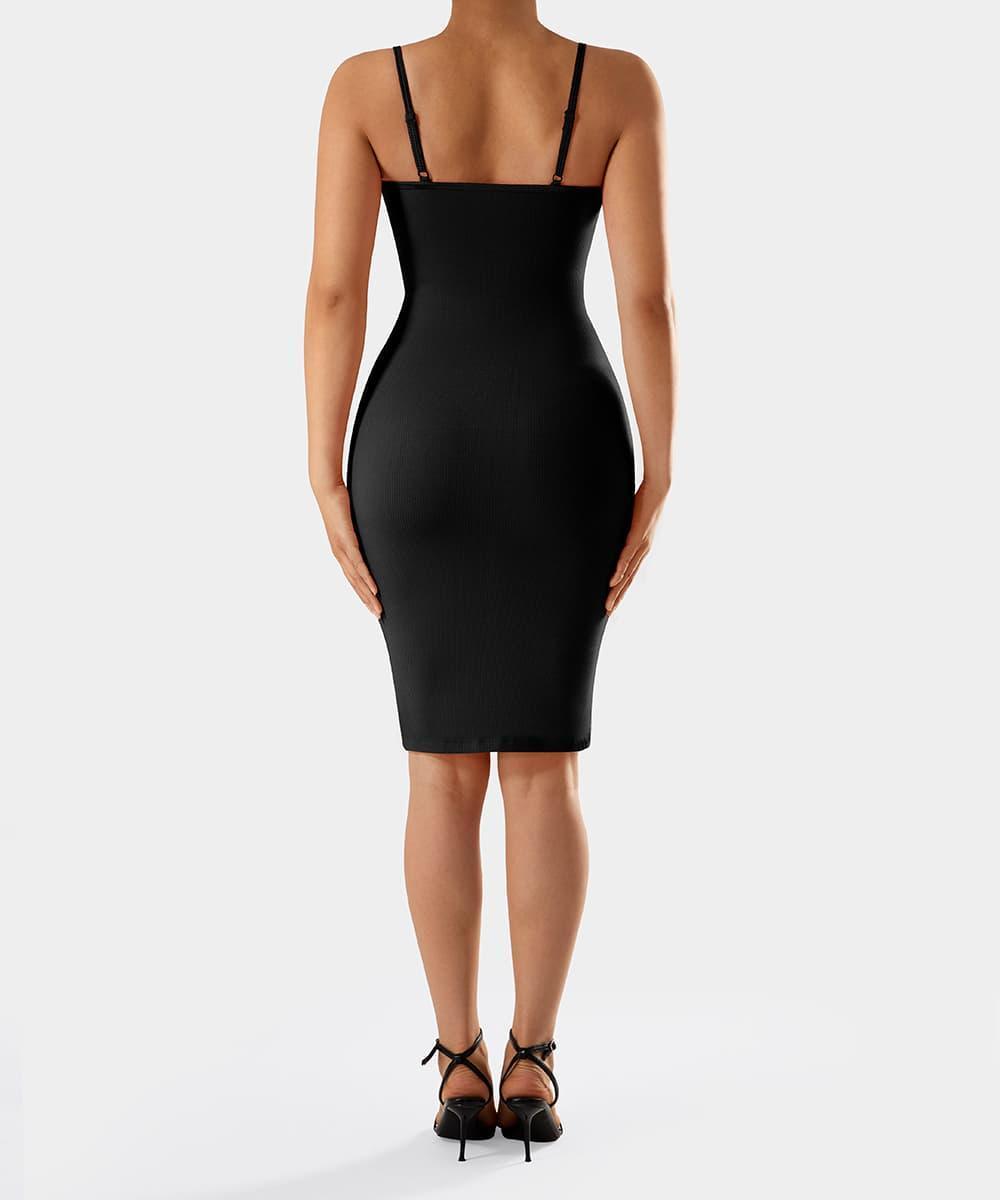 Figurnær kjole med spaghettistropper og innebygd shapewear