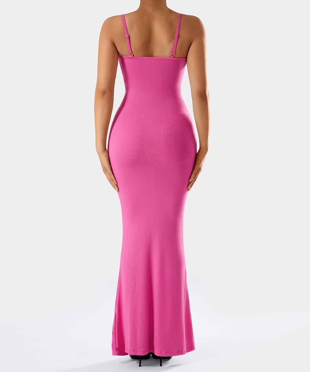 Kjole med spaghettistropper og innebygd shapewear
