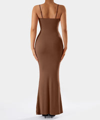 Spaghettistroppekjole med innebygd shapewear