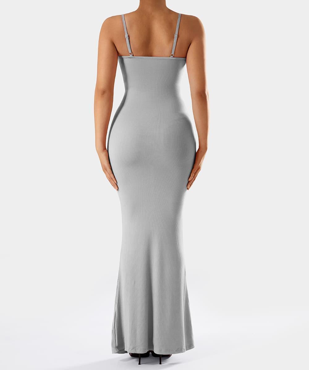 Kjole med spaghettistropper og innebygd shapewear