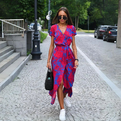 Sam Chic-kjole – Eleganse med V-hals